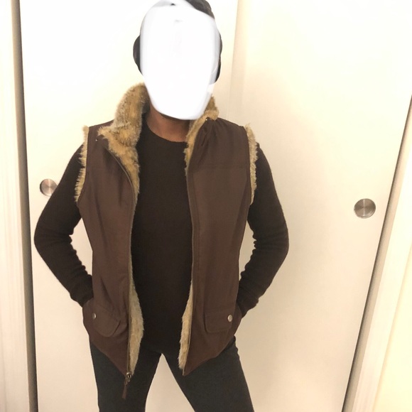 GAP reversible zip vest - Picture 9 of 11